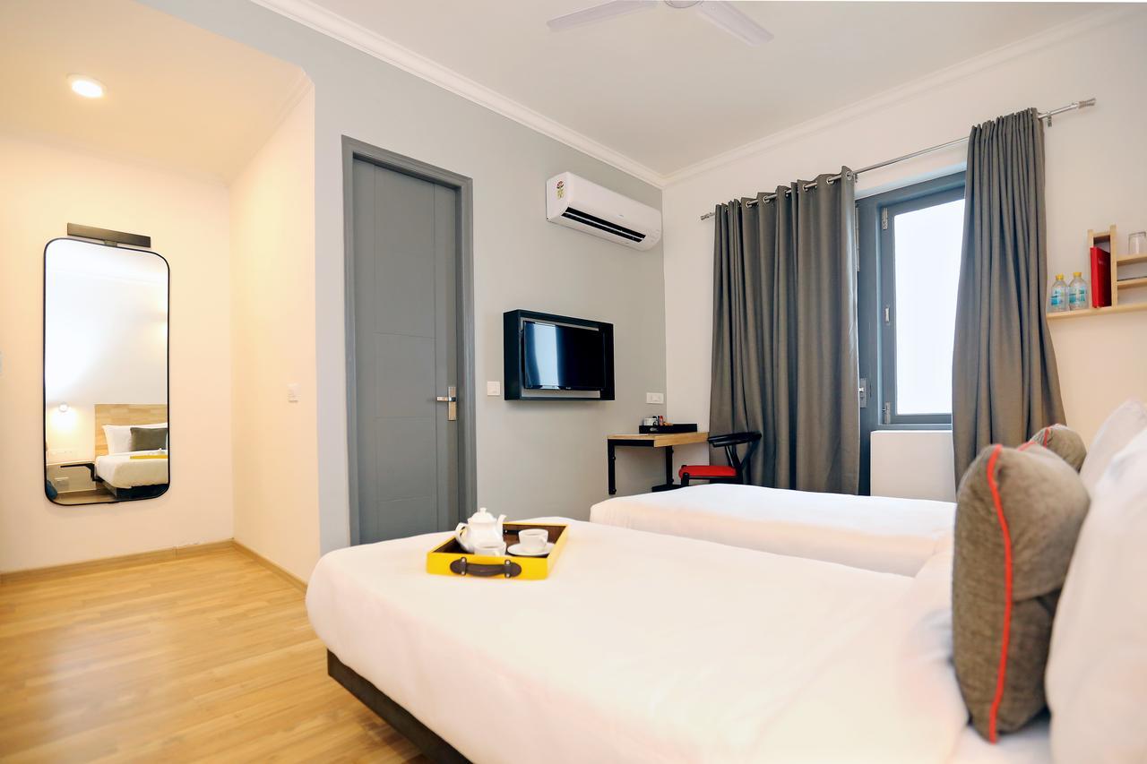Oyo Townhouse 018 Medanta Hotel Gurgaon Exterior photo